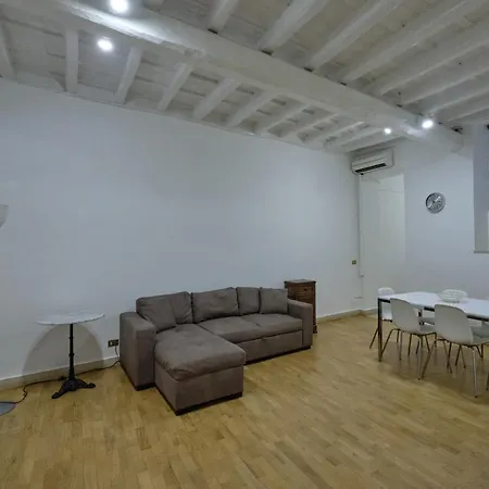 Domus Pastini * רומא
